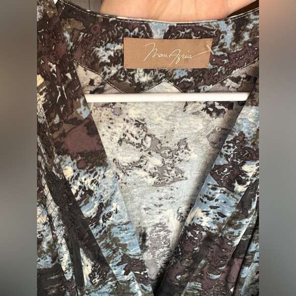 Max Azaria Maxi Gown with draped sleeves - Picture 11 of 11